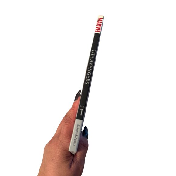 Marvel Masterworks The Avengers Vol. 1 Graphic Novel Stan Lee Jack Kirby Comic B - Picture 3 of 3